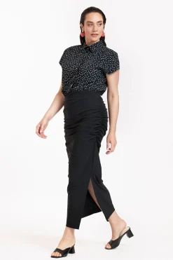 Barb irr dot blouse - black/off white