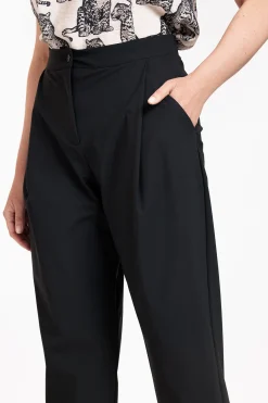 Coco carrot trousers - black