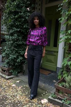 Les satin love blouse - black/magenta