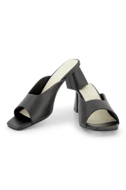 Maureen mid heel sandals - black