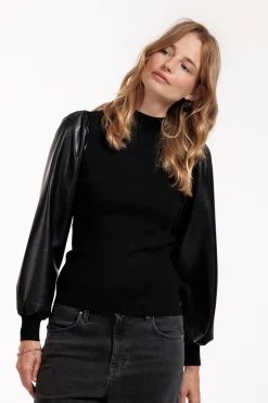 Noortje faux leather pullover - black