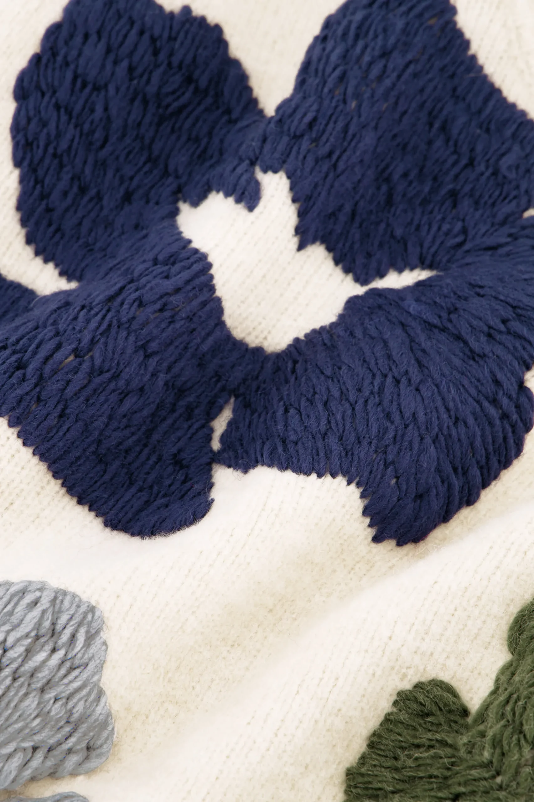 Nour flower pullover - kit