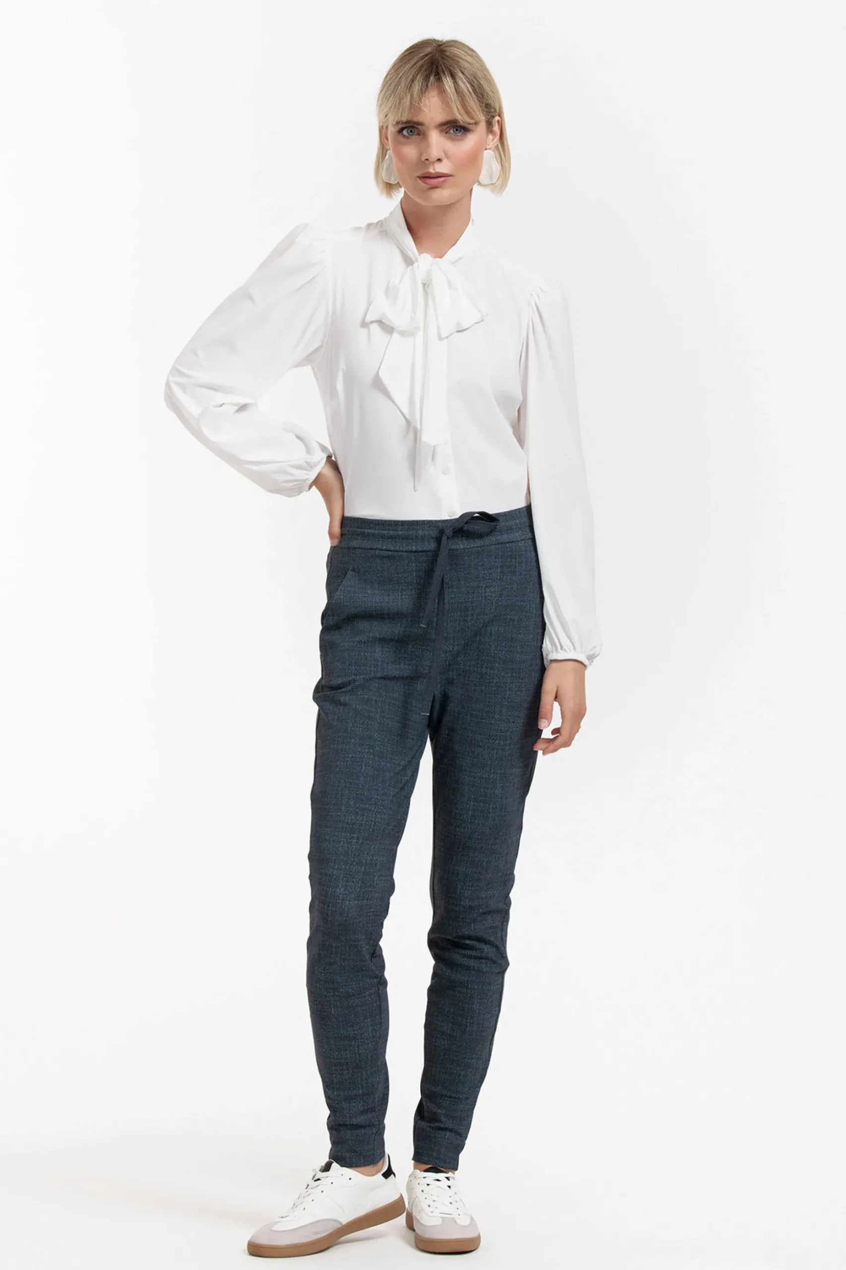 Poppy bow blouse - off white